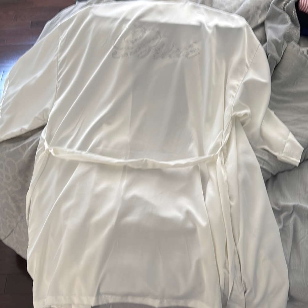 Bride robe